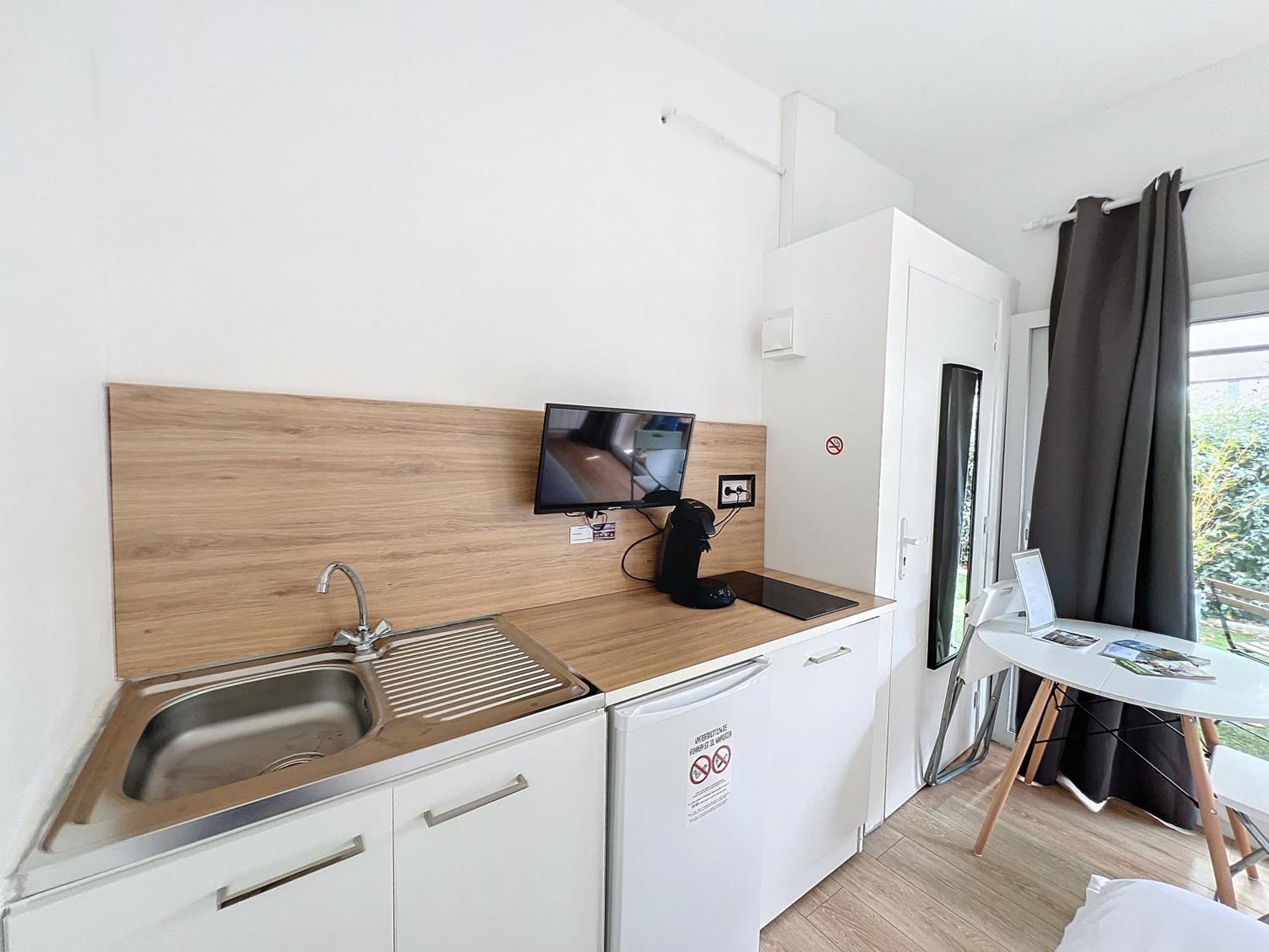 Appart'Hotel Le Clos Lassagne A Brignais - Lyon Sud エクステリア 写真