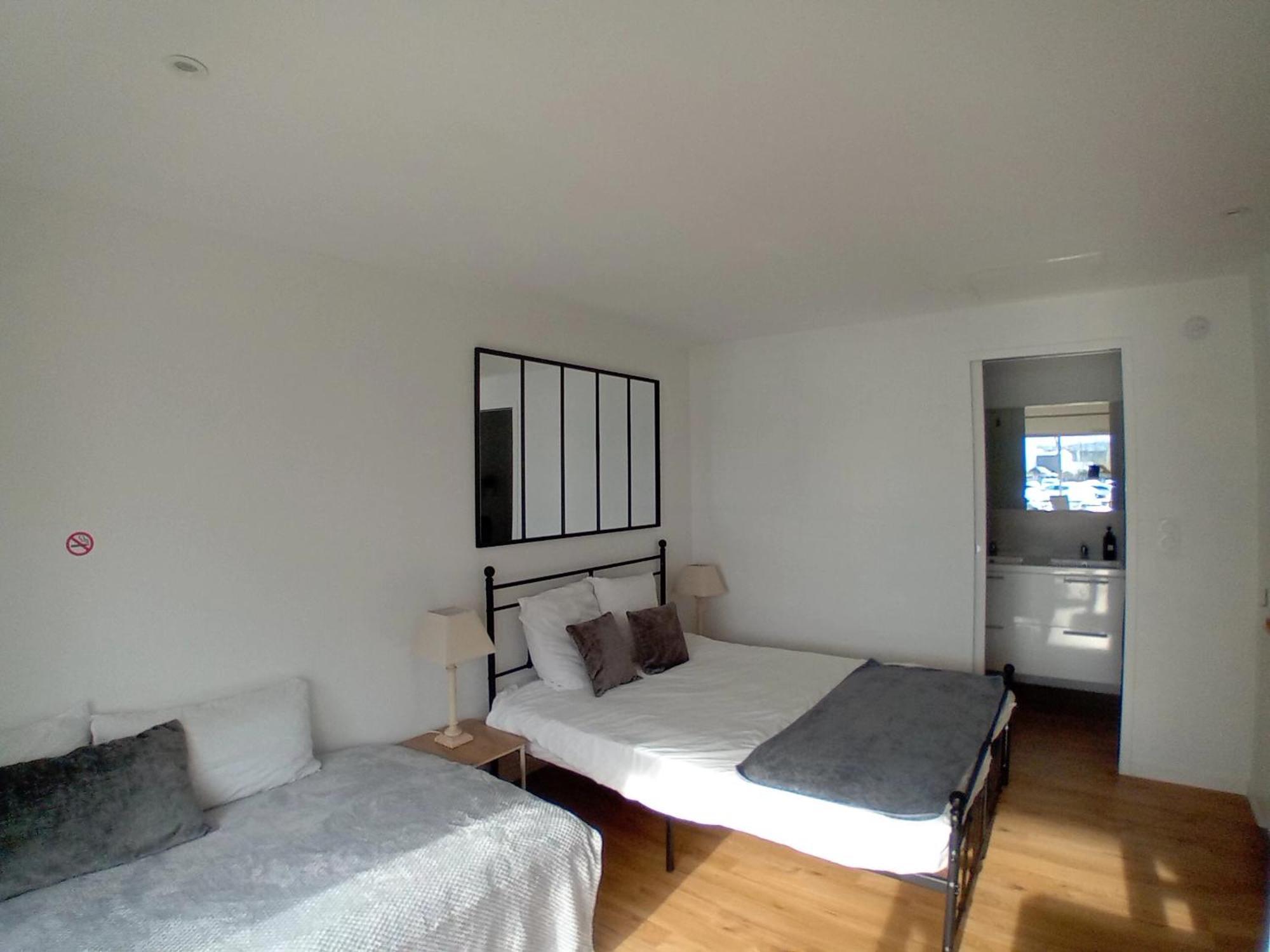 Appart'Hotel Le Clos Lassagne A Brignais - Lyon Sud エクステリア 写真